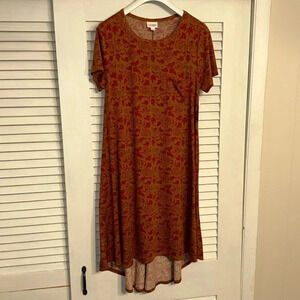NWT Lularoe Women’s Floral Dress CARLY Size Small with Breast Pocket Short Slv